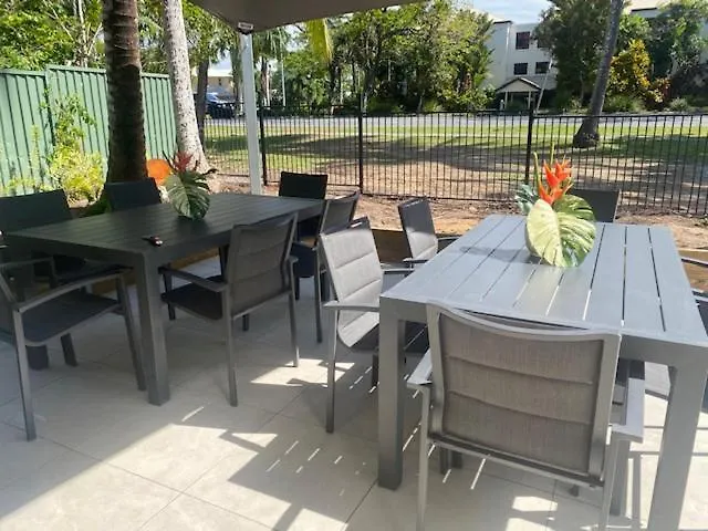 Marina Terraces Port Douglas 3*,